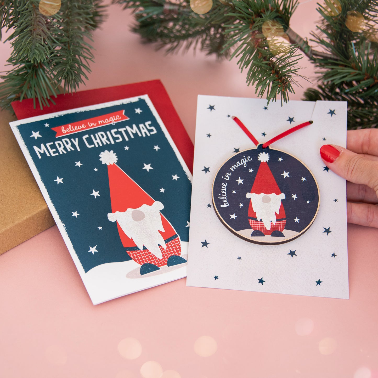Send direct to recipient – Christmas card and decoration